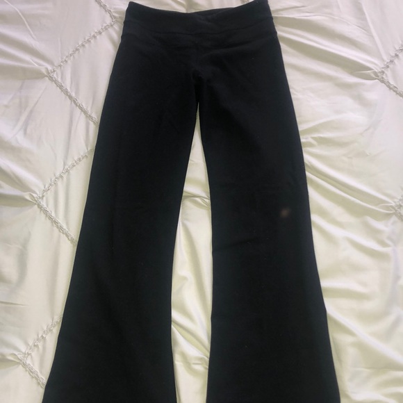 Lululemon Groove Flare Pants - Picture 1 of 6